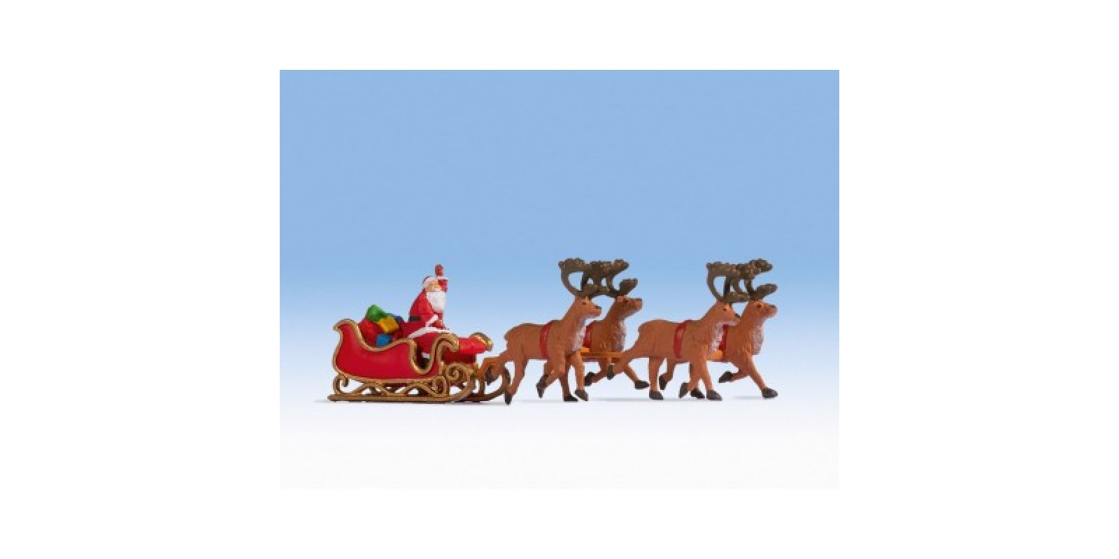 NO15924  Santa Claus with carriage