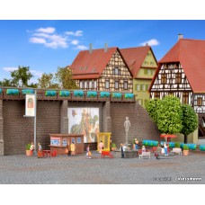 KI37366 N Town wall with accessories **discontinued**