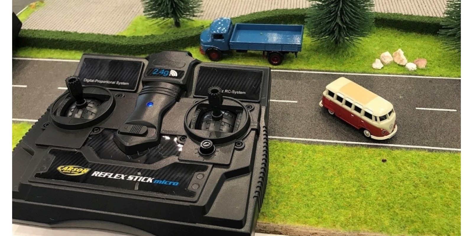CA500504119 Remotely Controlled RC VW T1 vehicle in scale Η0 (1:87)