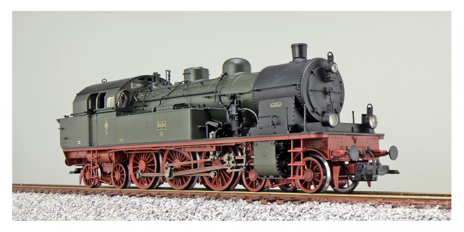 ES31182 Steam locomotive T18 of the KPEV with sound and smoke