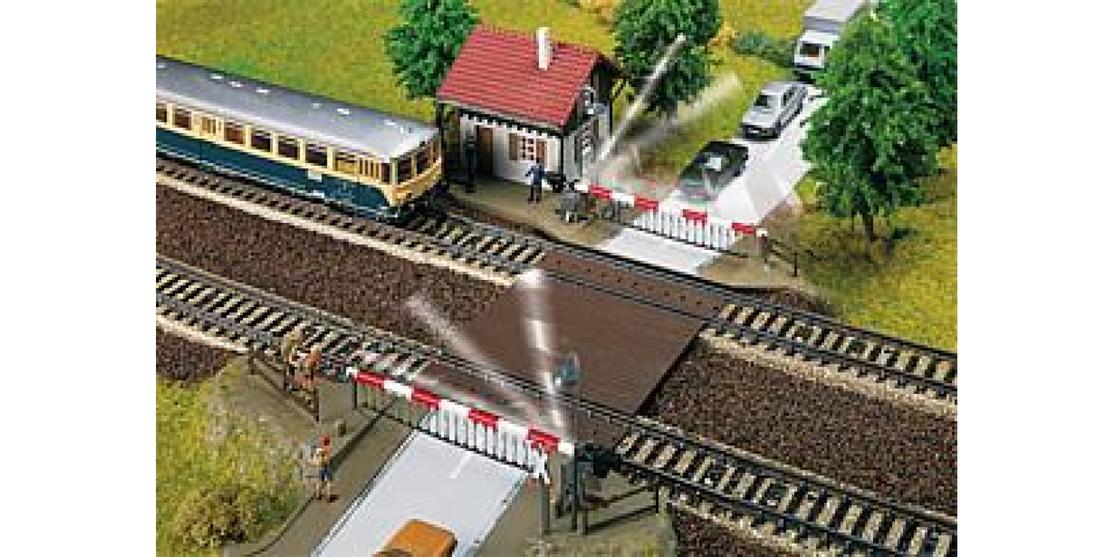 Fa120174 	 Level-crossing with gatekeeper’s house