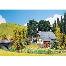 Fa130387 	 Small Black Forest house