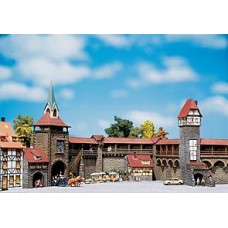 Fa130401 	 Old-Town wall set