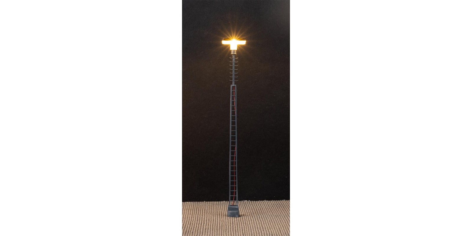 FA180210 LED Lattice mast top-mounted luminaire