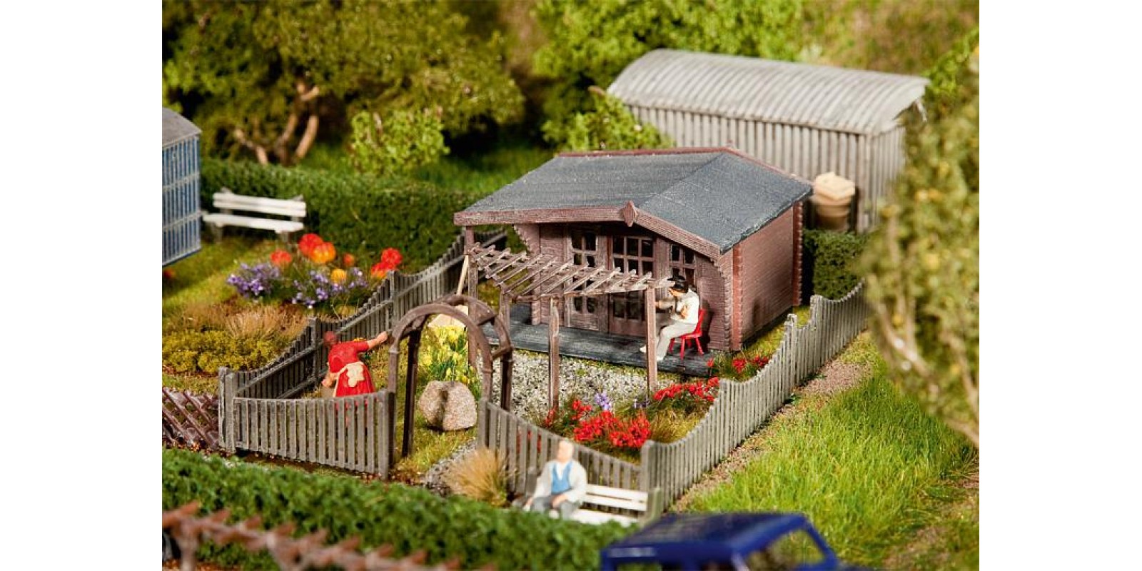 FA180491 Allotments with summer house