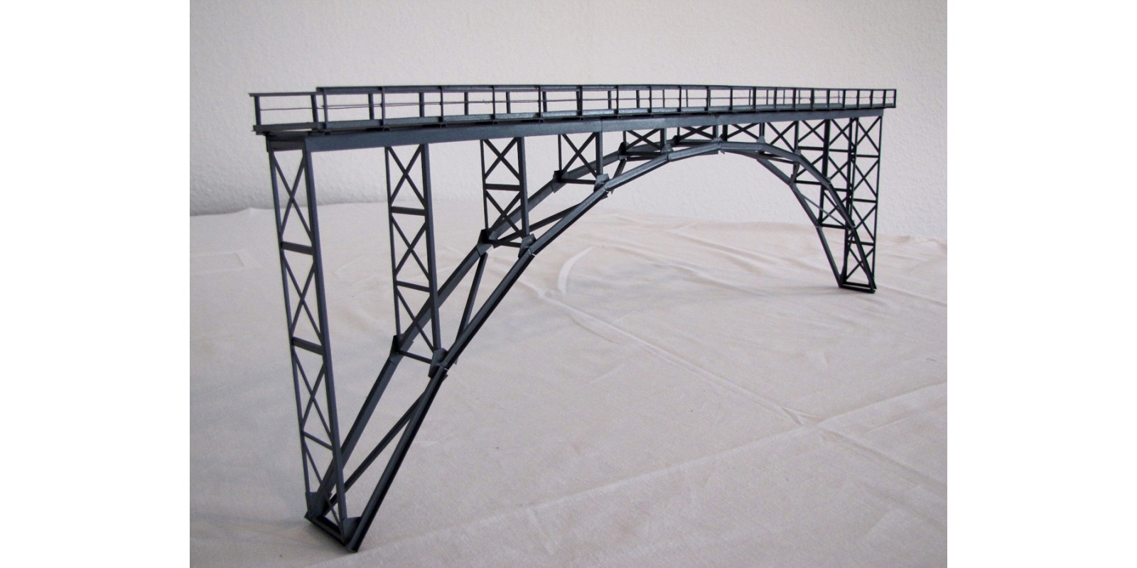 HA15150 HK60 Gauge H0 High arch bridge 60cm, with gussets, grey