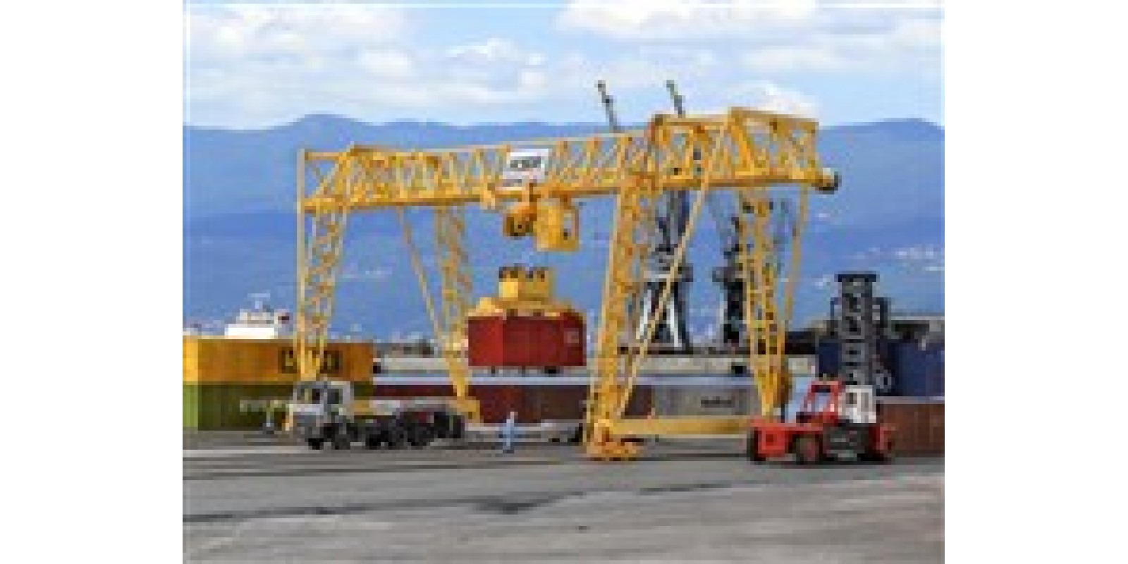 KIBRI 38530 H0 Demag Container crane