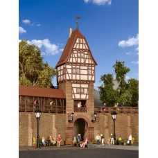 KI38914 H0 Town wall with timber-framed tower in Weil