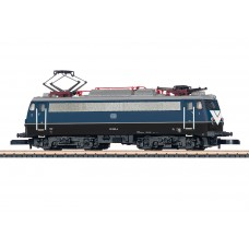 88414 Electric locomotive class 110.3 of the DB so-called "crease".