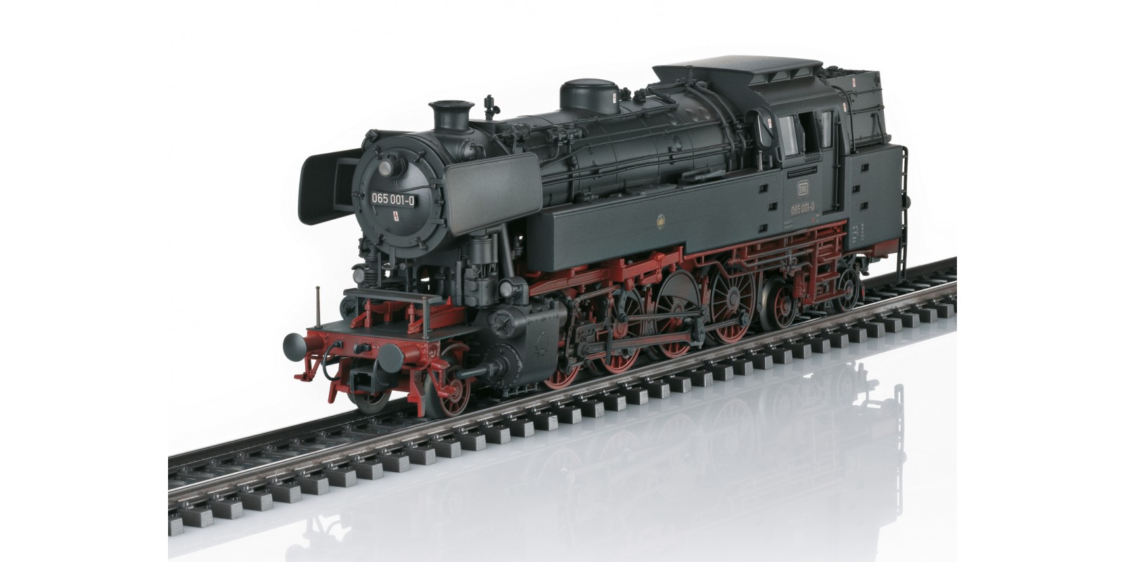 39651 Class 065 Steam Locomotive