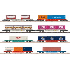 82641 Display of Type Sgns Container Flat Cars