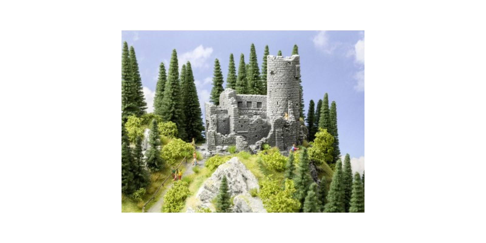 NO58605 Castle Ruin, 20 x 16,3 cm, 16,5 cm high