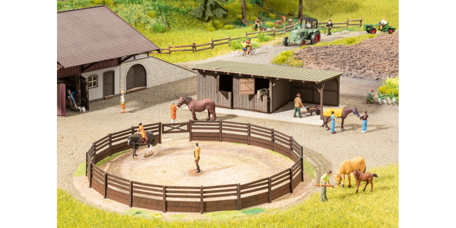 NO66717 micro-motion Riding Arena with Horseboxes