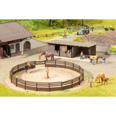 NO66717 micro-motion Riding Arena with Horseboxes