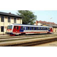 RI2757 diesel railcar class 5047 grey-red-blue livery with old ÖBB logo, period IV-V