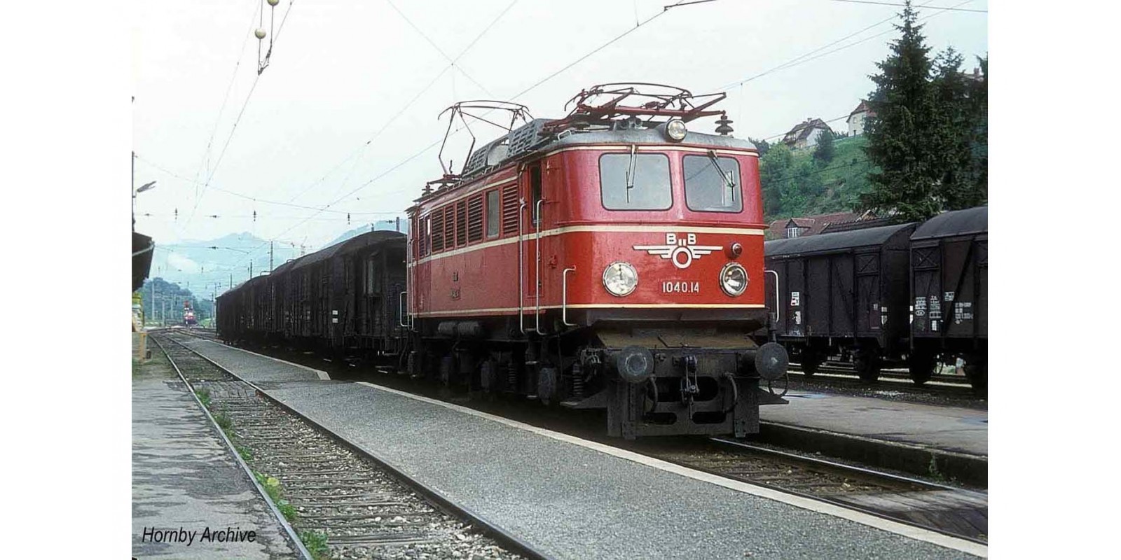 RI2820S ÖBB, electric locomotive class 1040, vermillion livery, old logo and markings period IV,  with DCC Sound Decoder
