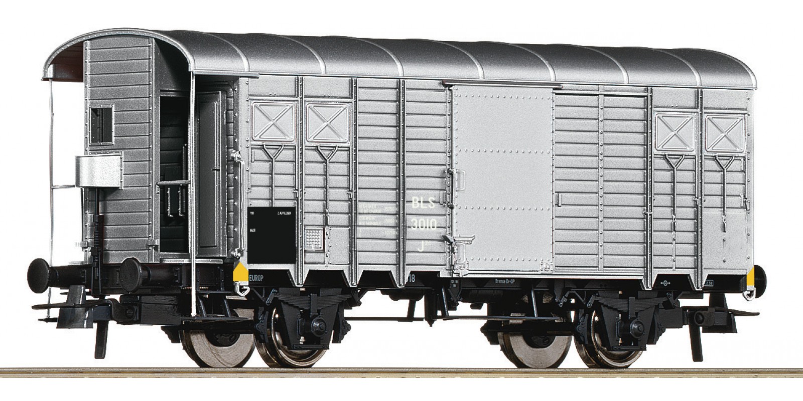 RO76832 2nd class express train wagon type Y/B-70 of the Deutsche Reichsbahn. Epoch IV.