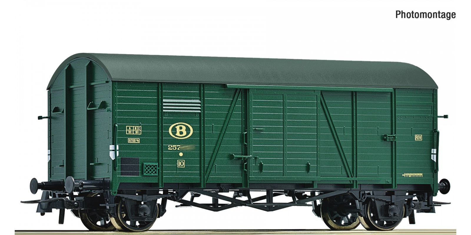 RO66886 Covered goods wagon