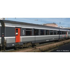RO74537 1st class “Corail” saloon coach
