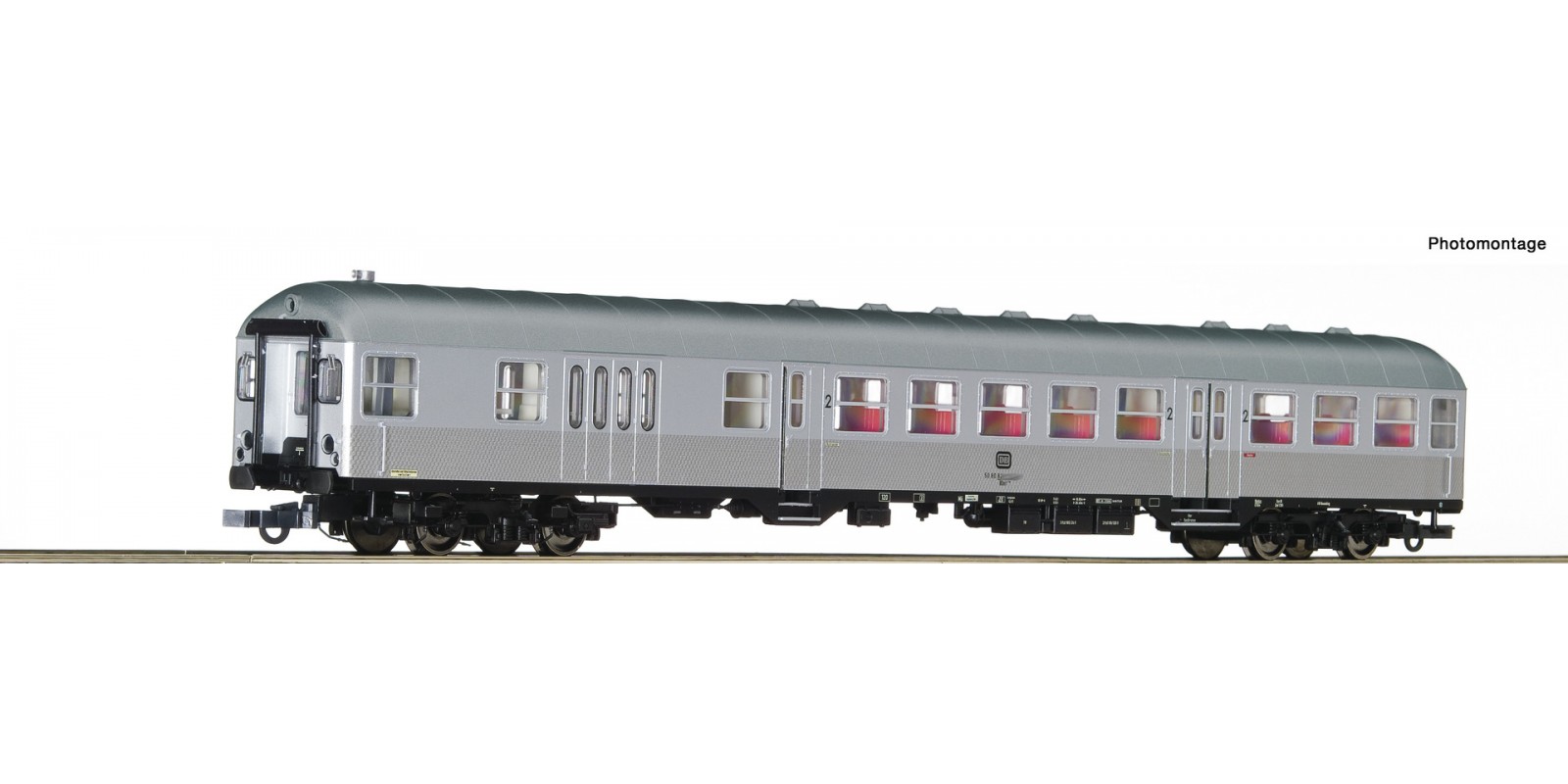 RO74590 Commuter coach with control cab