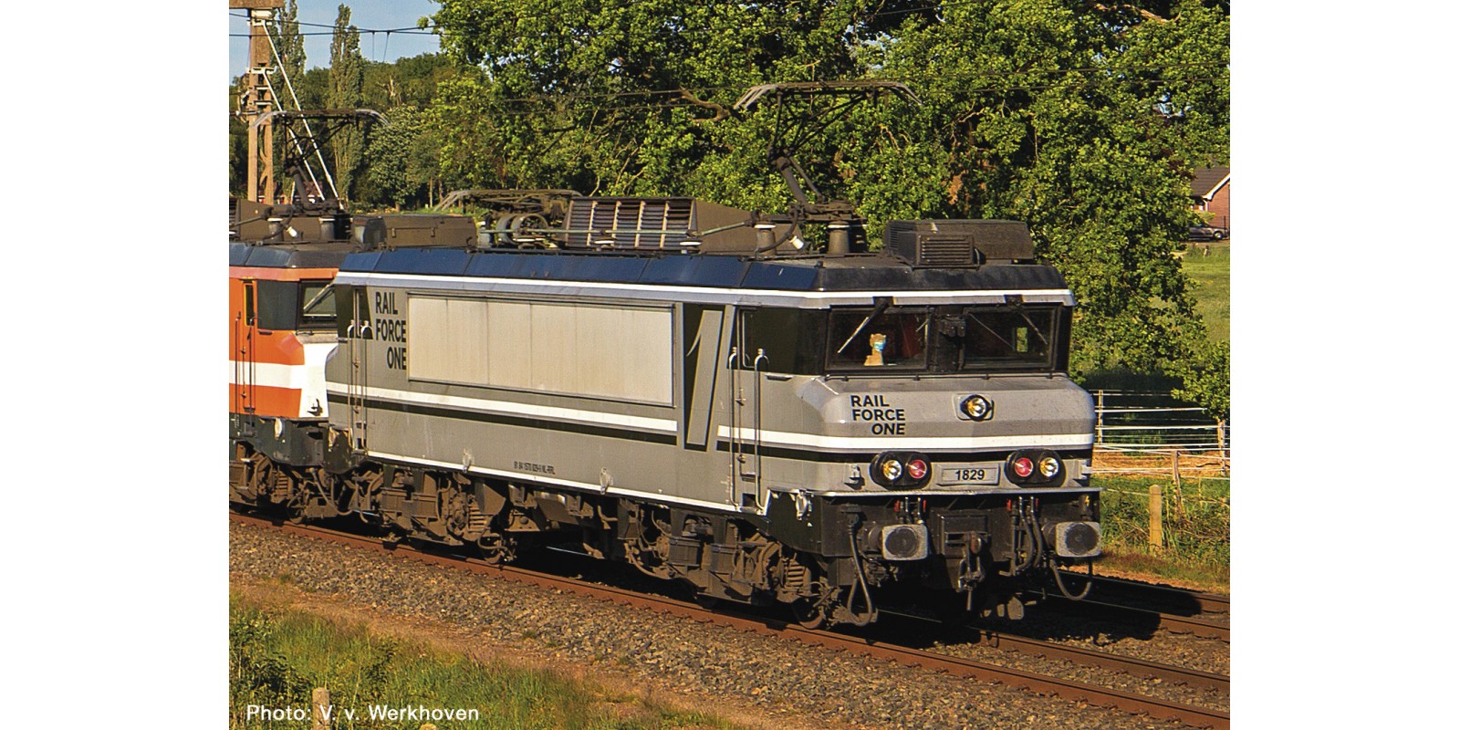 RO70163 Electric locomotive 1829, Rail Force One