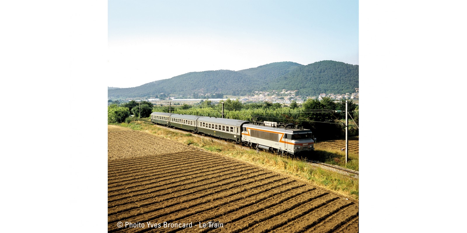 T15502 Nizza – Paris Express Train Passenger Car Set